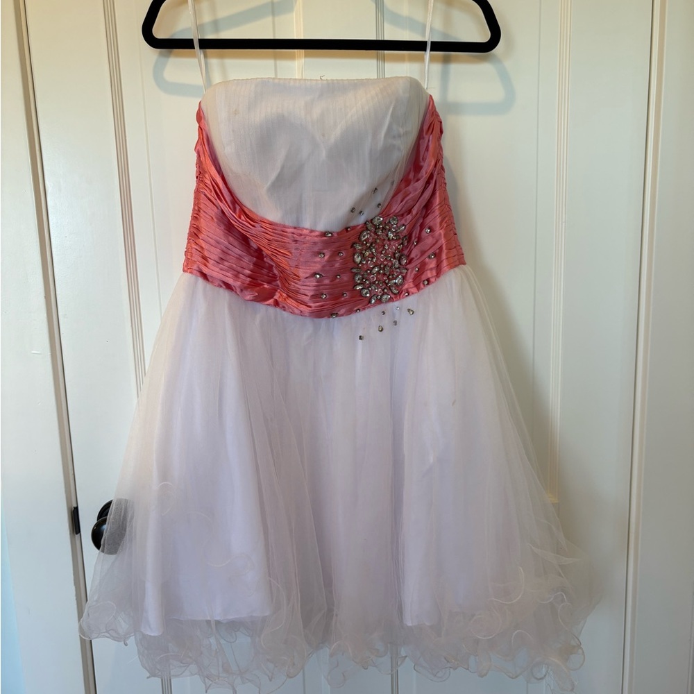 May Queen Pink and White Tulle Strapless Mini Dress